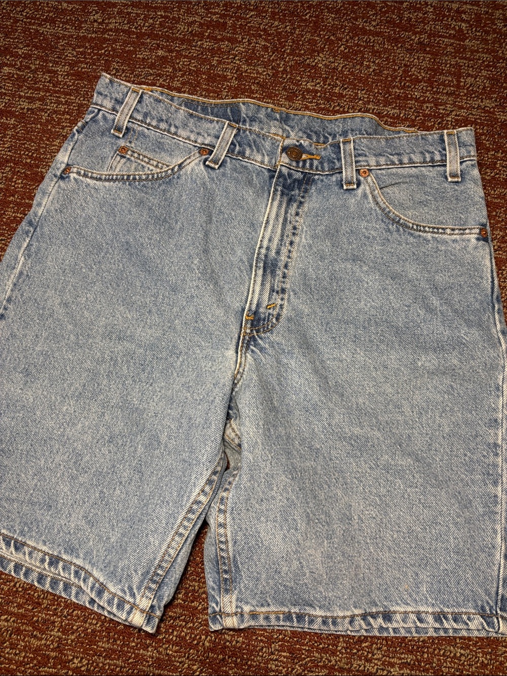 Vintage Levi’s 550 90s jorts orange tab medium wash casual relaxed classic denim